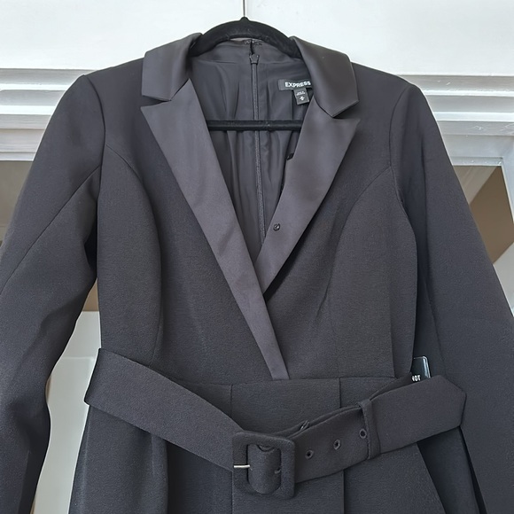 Express jumpsuit with flare sleeves. NWT - Picture 2 of 4